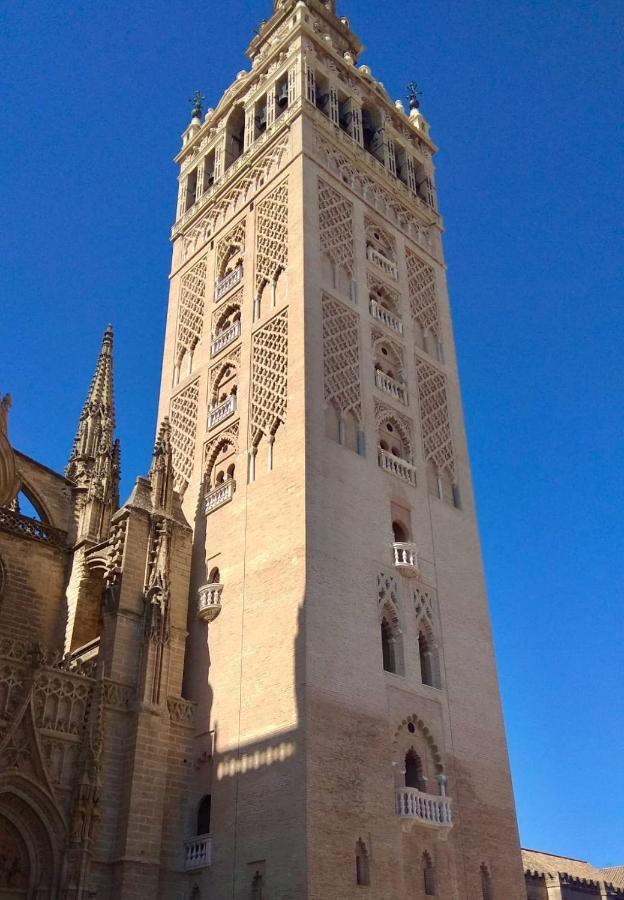 Castilleja , Casa-Apartamento Cerca Centro Sevilla Wifi Familias Trabajo Garaje 카스티예하데라쿠에스타 외부 사진