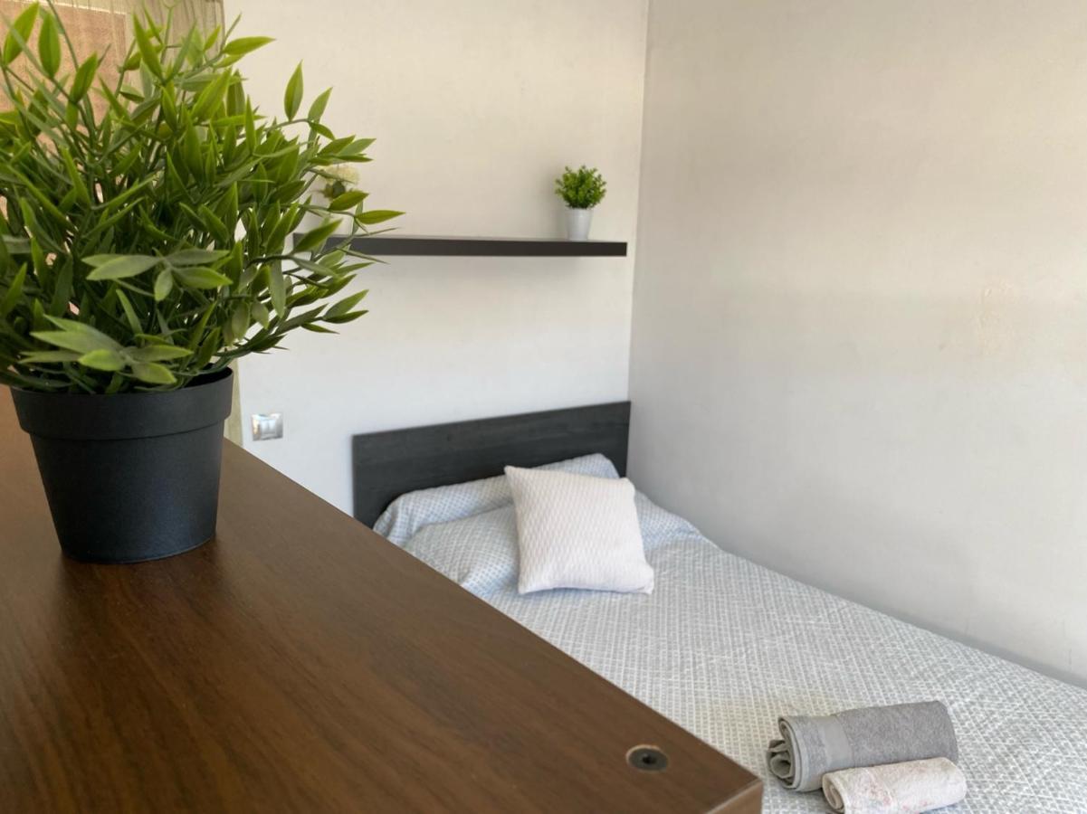 Castilleja , Casa-Apartamento Cerca Centro Sevilla Wifi Familias Trabajo Garaje 카스티예하데라쿠에스타 외부 사진