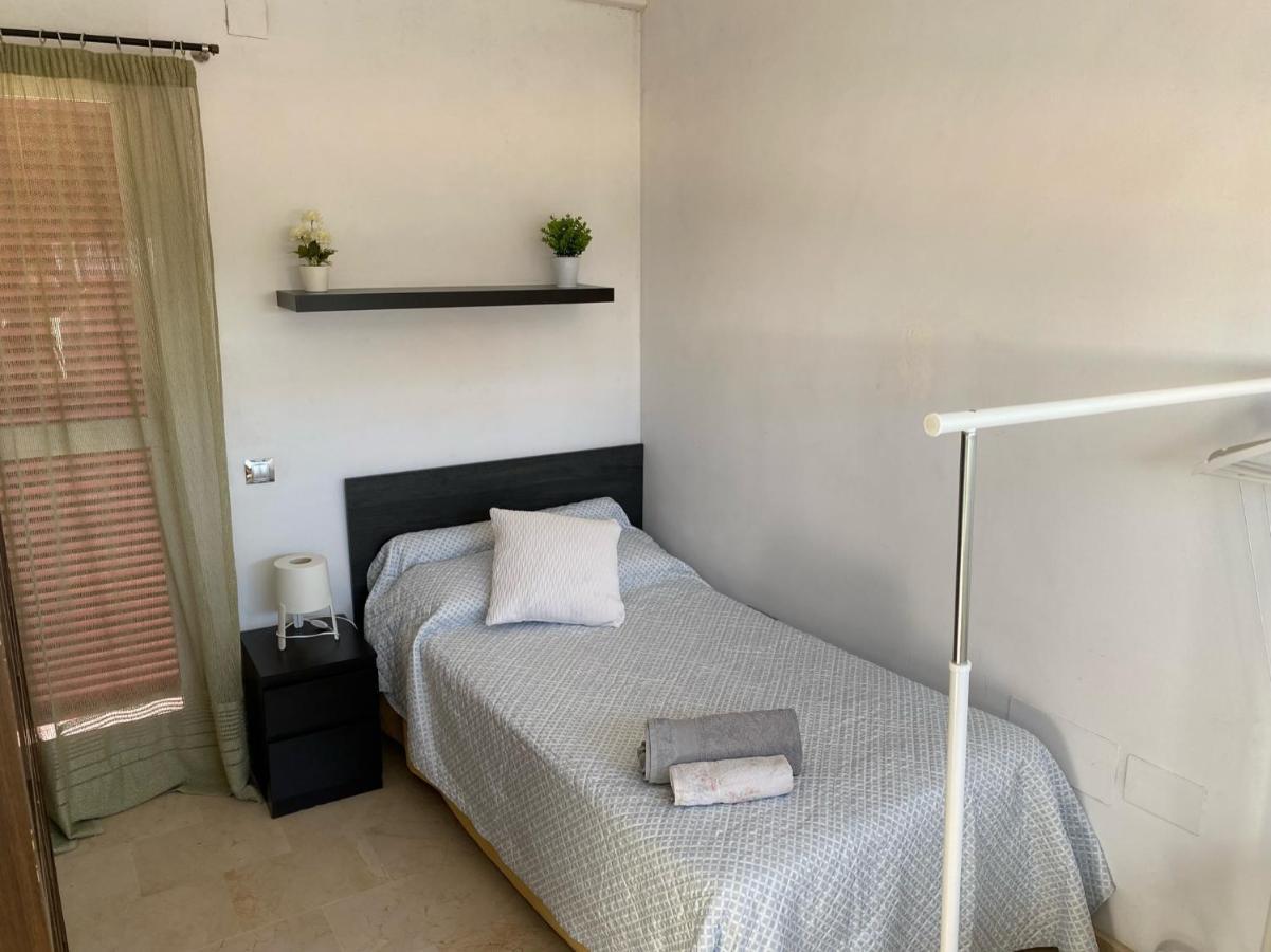 Castilleja , Casa-Apartamento Cerca Centro Sevilla Wifi Familias Trabajo Garaje 카스티예하데라쿠에스타 외부 사진